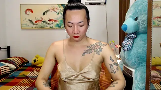 LovelyQueen69 online show from November 13, 4:55 am