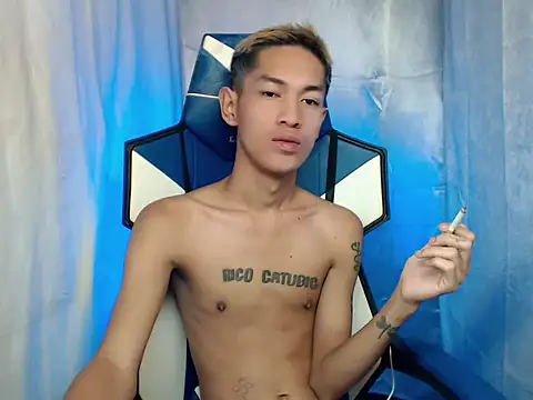 riks tyler online show from December 14, 6:01 pm