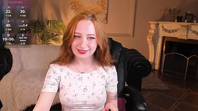 Snapshot of Violet_Griffen chatting on May 6, 3:50 pm Violet Griffen online show from May 6, 3:50 pm