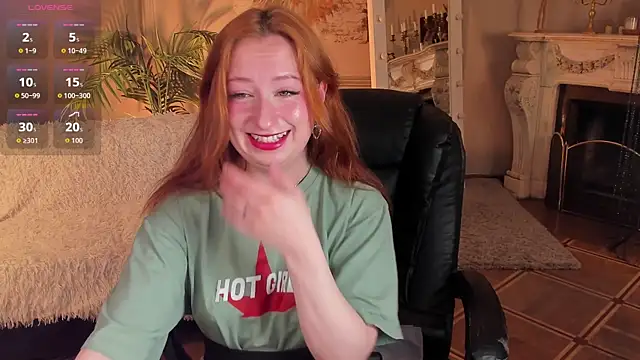 Snapshot of Violet_Griffen chatting on June 11, 3:54 pm Violet Griffen online show from June 11, 3:54 pm