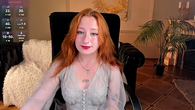 Snapshot of Violet_Griffen chatting on July 8, 3:49 pm Violet Griffen online show from July 8, 3:49 pm