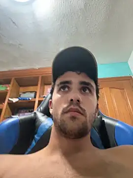 Snapshot of aavrdvh33 chatting on November 5, 10:10 pm aavrdvh33 online show from November 5, 10:10 pm