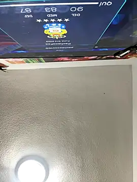 Snapshot of aavrdvh33 chatting on November 20, 9:58 pm aavrdvh33 online show from November 20, 9:58 pm