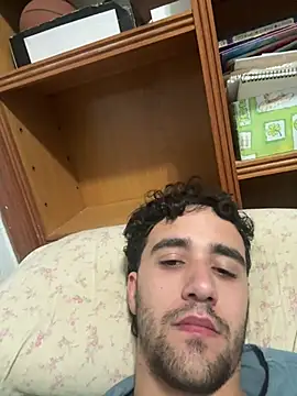 aavrdvh33 online show from January 17, 3:44 am