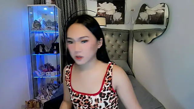Snapshot of bigcockvenice chatting on November 7, 2:50 pm bigcockvenice online show from November 7, 2:50 pm