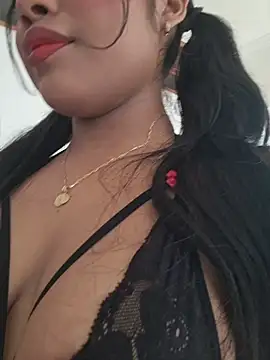 Snapshot of Michell_em chatting on May 25, 7:20 pm Michell em online show from May 25, 7:20 pm