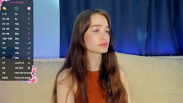 Snapshot of lovelyalivia chatting on April 12, 7:24 am lovelyalivia online show from April 12, 7:24 am