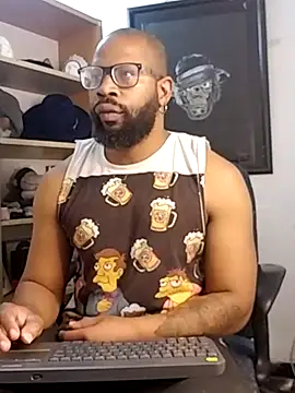 Snapshot of King_Malik chatting on January 19, 3:05 pm King Malik online show from January 19, 3:05 pm