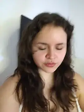 SeleneLuminari8 online show from July 16, 2:34 pm