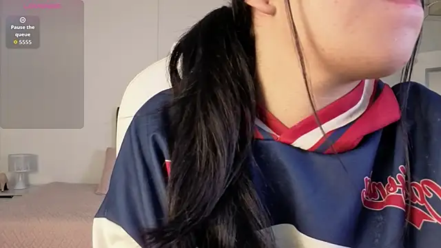 Snapshot of valkyria_12 chatting on October 13, 10:32 pm valkyria 12 online show from October 13, 10:32 pm