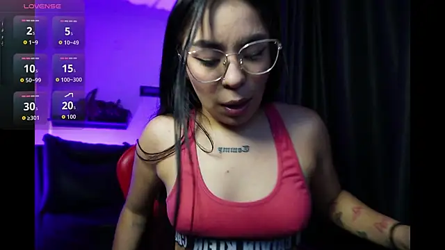 Snapshot of valkyria_12 chatting on November 27, 9:06 pm valkyria 12 online show from November 27, 9:06 pm