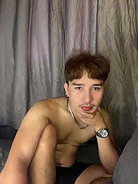 Snapshot of cute_richard24 chatting on April 23, 2:46 am cute richard24 online show from April 23, 2:46 am