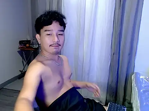 Snapshot of cute_richard24 chatting on June 26, 7:35 am cute richard24 online show from June 26, 7:35 am