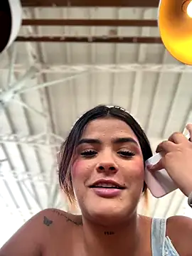 Kaily Sweet16 online show from December 17, 6:25 pm