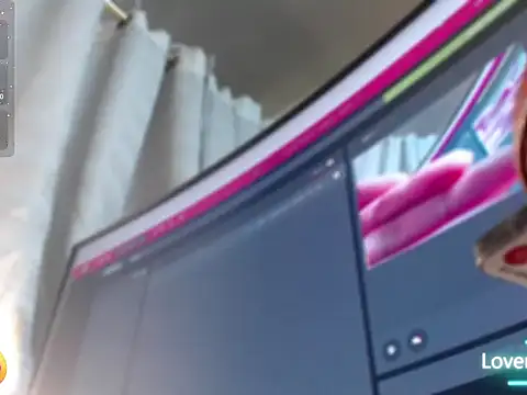 Snapshot of cute_vanessa12 chatting on November 11, 11:21 am cute vanessa12 online show from November 11, 11:21 am