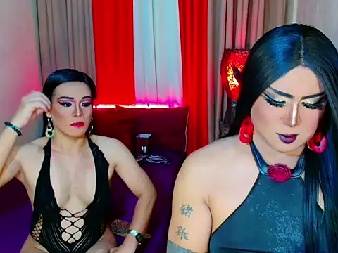 Snapshot of UnlimitedCumShow chatting on June 8, 1:39 am UnlimitedCumShow online show from June 8, 1:39 am