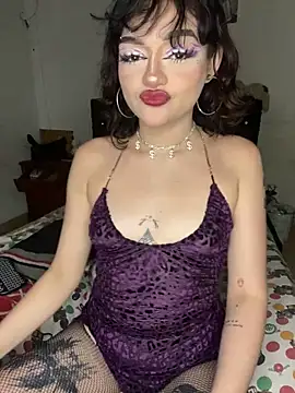 venusobryan 55 online show from January 15, 8:45 pm