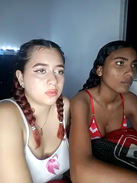 Chloe Sky love online show from March 14, 11:21 pm