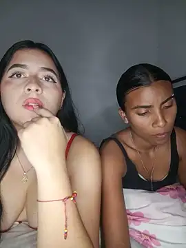 Snapshot of Chloe_Sky_love chatting on June 4, 3:01 am Chloe Sky love online show from June 4, 3:01 am