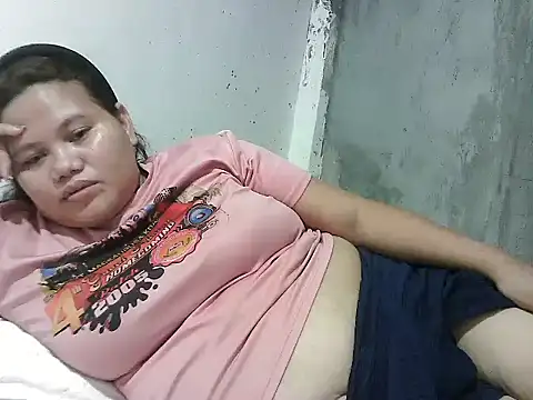 Snapshot of xxwild_pussyxx chatting on February 23, 10:56 am xxwild pussyxx online show from February 23, 10:56 am