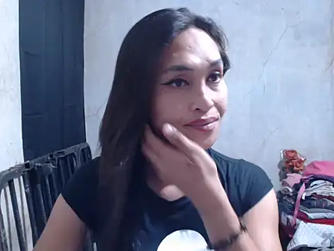 Snapshot of Wiynwyn_Delamerced1989 chatting on June 4, 12:00 pm Wiynwyn Delamerced1989 online show from June 4, 12:00 pm