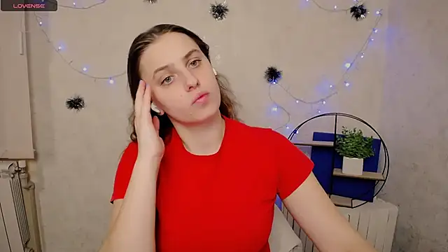 AmandaDimond  online show from February 24, 1:20 pm