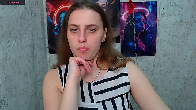AmandaDimond  online show from April 30, 10:21 am
