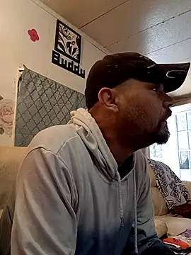 Snapshot of DouginWv chatting on March 22, 1:36 pm DouginWv online show from March 22, 1:36 pm