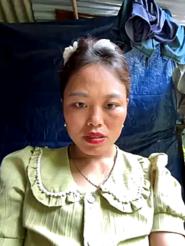 Snapshot of MychuSweet chatting on October 6, 2:53 am MychuSweet online show from October 6, 2:53 am