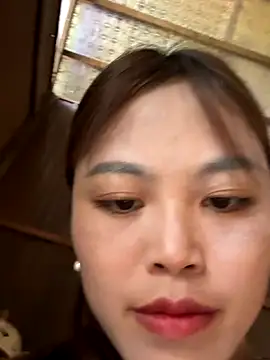 Snapshot of MychuSweet chatting on November 28, 2:03 am MychuSweet online show from November 28, 2:03 am