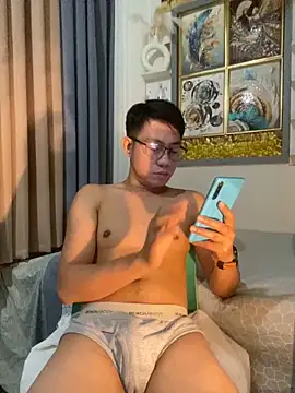 xshyboyx online show from September 12, 3:34 pm