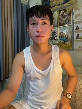 Snapshot of xshyboyx chatting on January 10, 3:19 am xshyboyx online show from January 10, 3:19 am