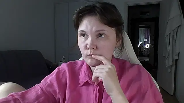 Snapshot of Qaynii chatting on September 22, 3:25 pm Qaynii online show from September 22, 3:25 pm