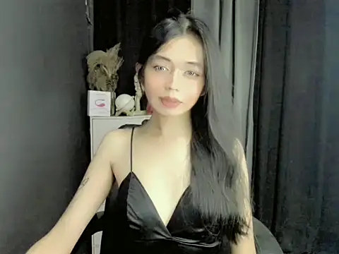 LexiLove online show from May 12, 1:52 pm