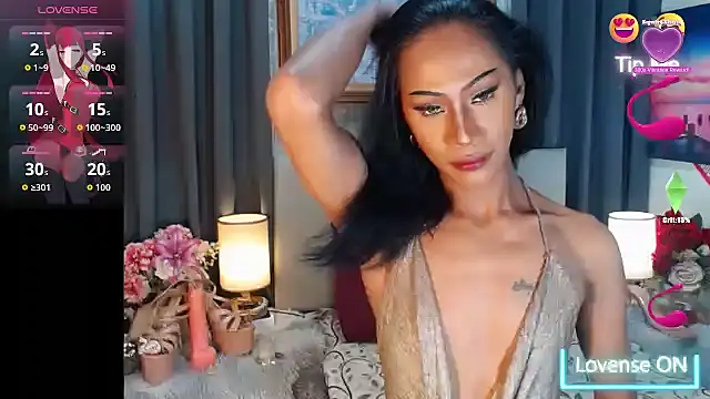 sassylatina online show from October 26, 1:50 pm