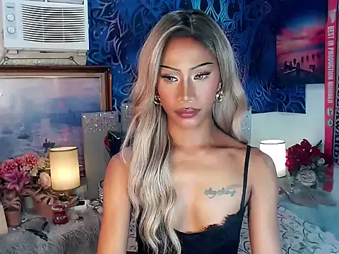 sassylatina online show from February 24, 3:10 pm