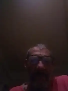 Snapshot of campari800 chatting on May 4, 1:23 am campari800 online show from May 4, 1:23 am