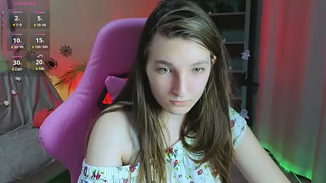 Snapshot of Mia_Myles chatting on October 27, 10:19 am Mia Myles online show from October 27, 10:19 am