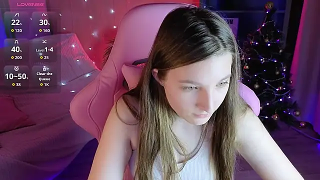 Snapshot of Mia_Myles chatting on December 16, 11:26 am Mia Myles online show from December 16, 11:26 am