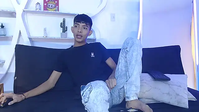 Snapshot of PRETTY_SEX1 chatting on October 11, 1:20 pm PRETTY SEX1 online show from October 11, 1:20 pm