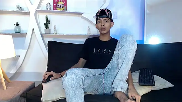 PRETTY SEX1 online show from October 19, 1:12 pm