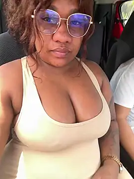 Snapshot of Sam_Blue chatting on July 28, 5:12 pm Sam Blue online show from July 28, 5:12 pm
