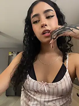 Snapshot of RosseMelody chatting on July 29, 1:59 am RosseMelody online show from July 29, 1:59 am