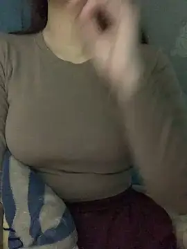 Snapshot of Zika_23 chatting on December 3, 3:10 pm Zika 23 online show from December 3, 3:10 pm