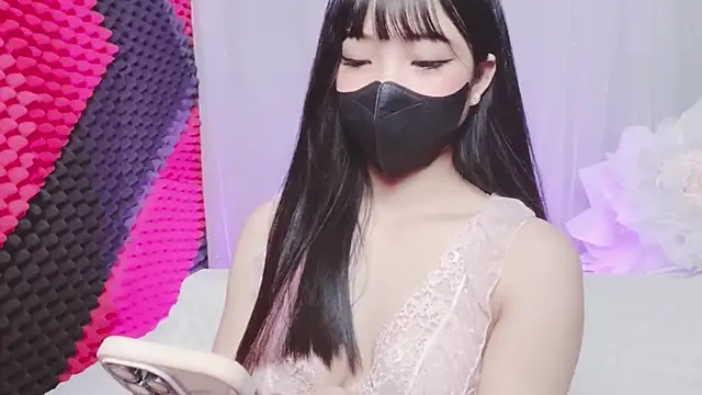 kemybaby online show from December 18, 4:57 pm