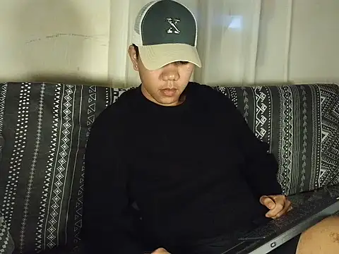 Snapshot of Darkevion chatting on September 18, 11:29 pm Darkevion online show from September 18, 11:29 pm