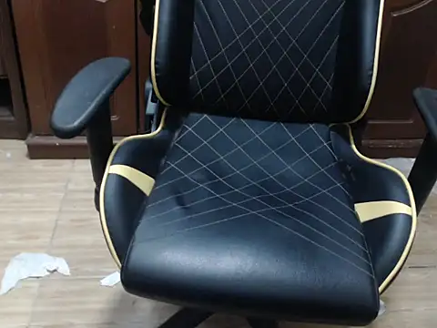 kontaq online show from October 15, 8:31 pm