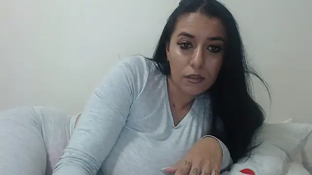 Maryem637048 online show from November 4, 3:11 pm