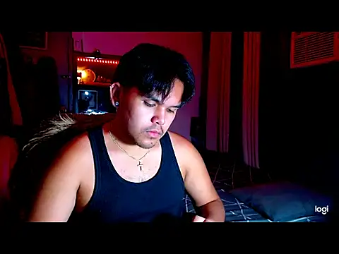 Snapshot of holy_diorxx chatting on October 29, 3:36 pm holy diorxx online show from October 29, 3:36 pm