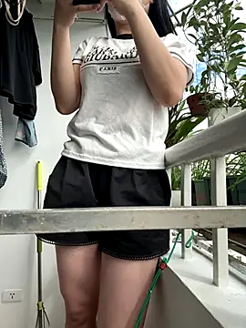 Meii-meyy online show from September 12, 1:49 am